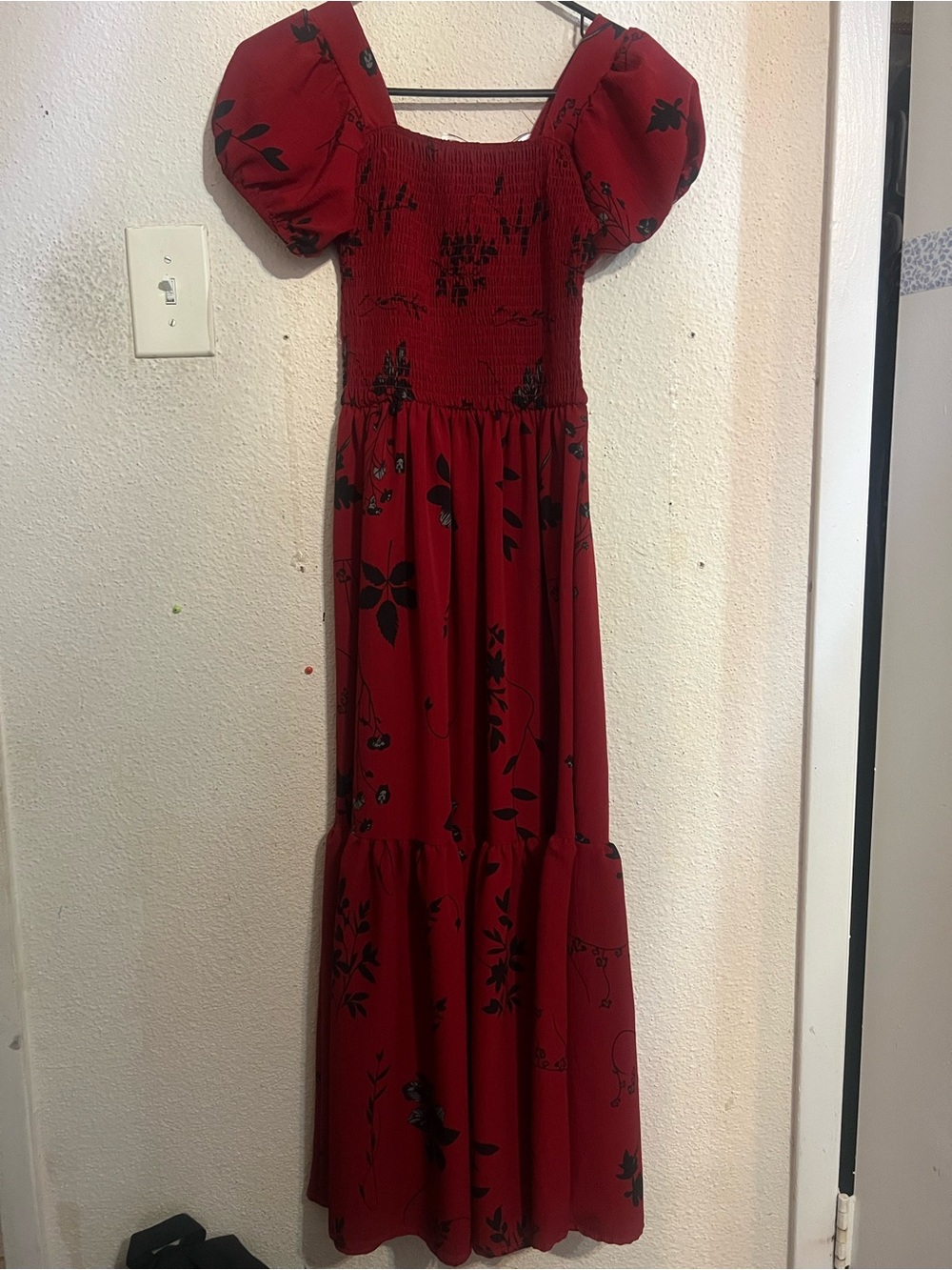 Red Floral Puff-Sleeve Maxi Dress